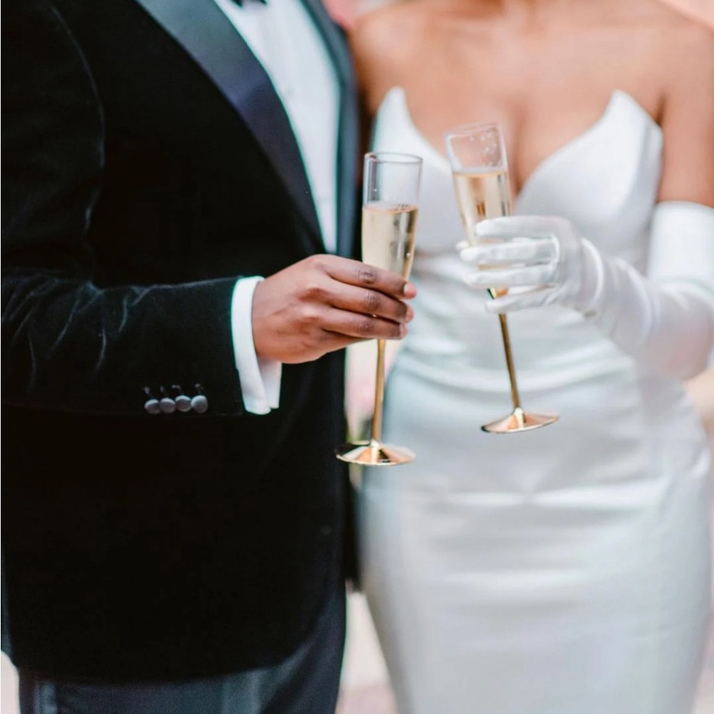 Wedding Gloves - Picture 3 of 5